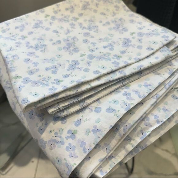 LAUREN RALPH LAURENqueen flat sheet standard pillow cases tiny blue flower